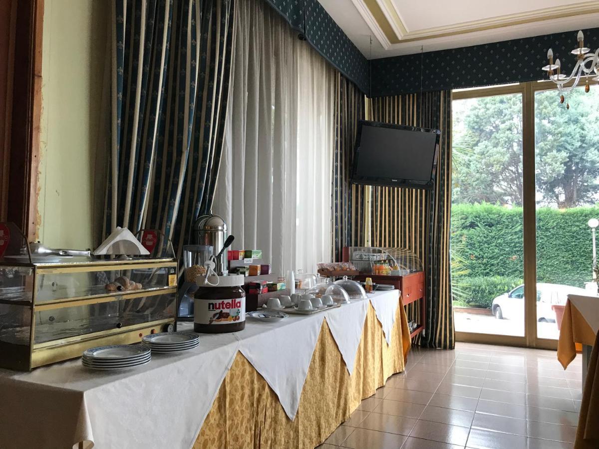 Cristal Hotel マノカルツァーティ エクステリア 写真