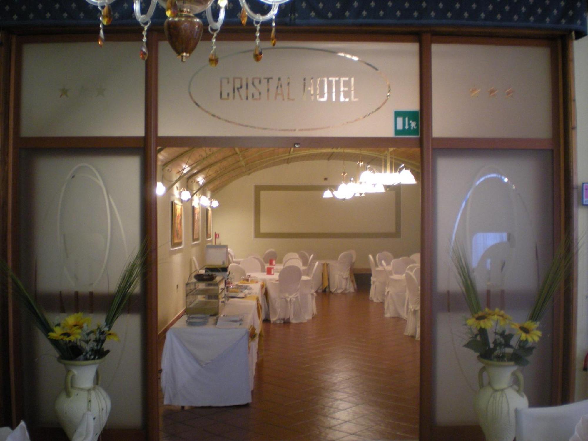Cristal Hotel マノカルツァーティ エクステリア 写真